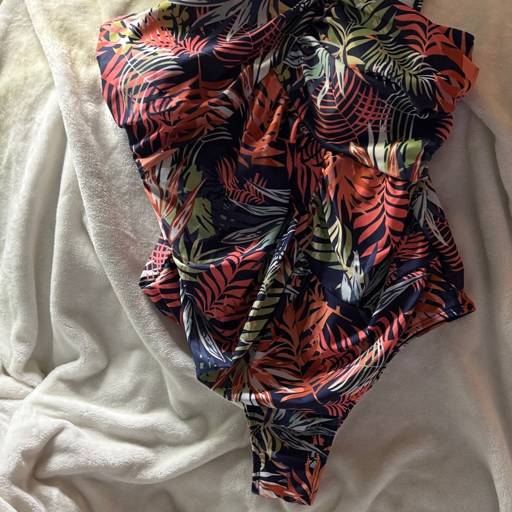 Tropical Leaf Print One Piece Swimsuit Large (new without tags) from Curve